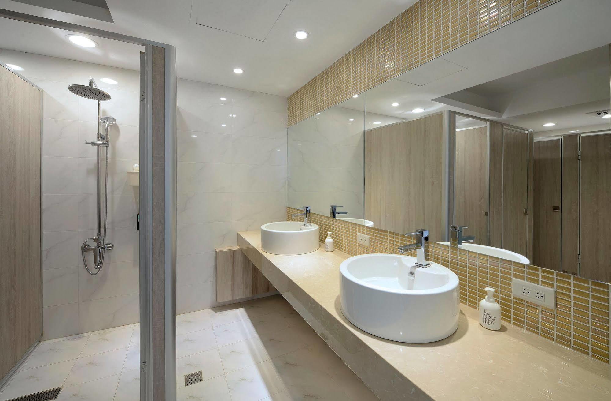 Shin Sei Bashi Hotel Taichung Luaran gambar